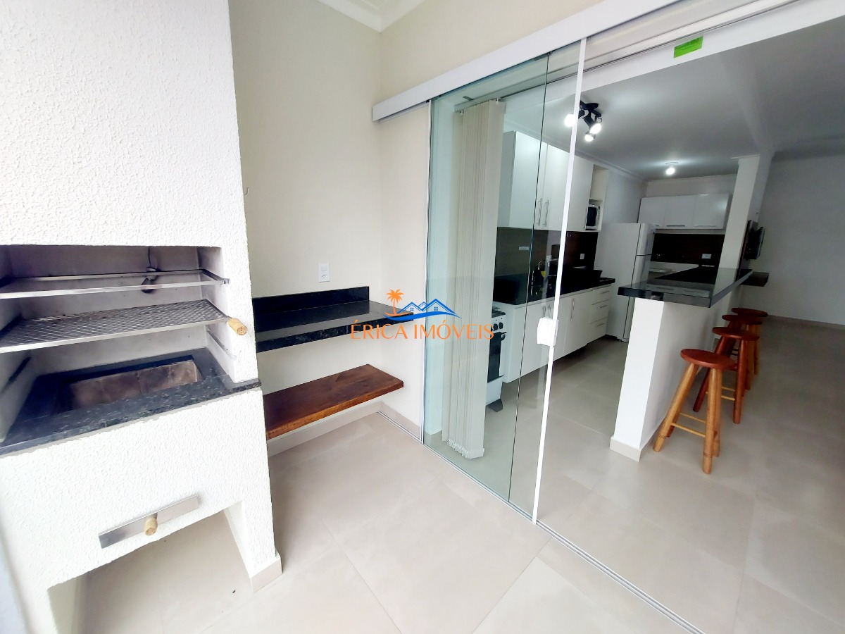 Apartamento à venda com 2 quartos, 70m² - Foto 1