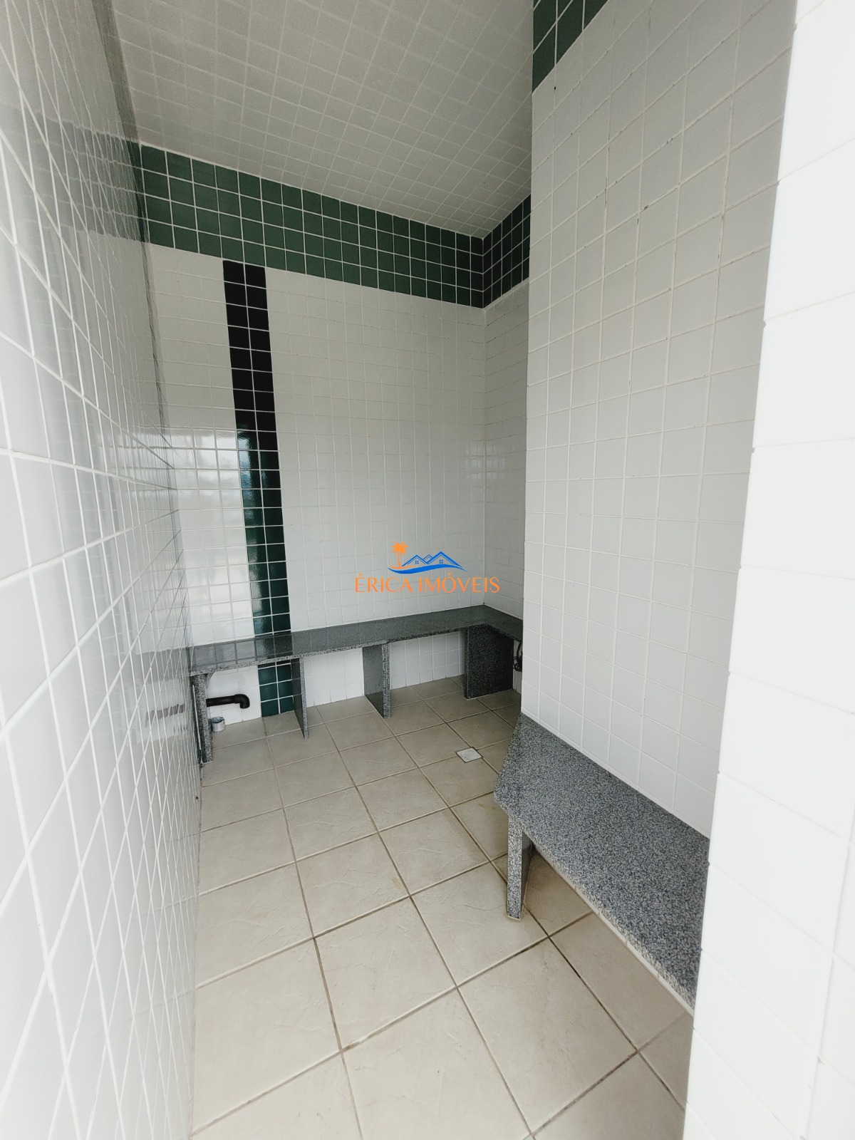 Apartamento à venda com 2 quartos, 72m² - Foto 27