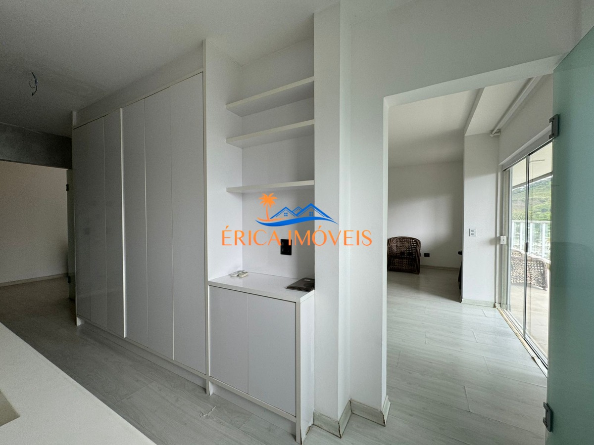 Apartamento à venda com 3 quartos, 156m² - Foto 8