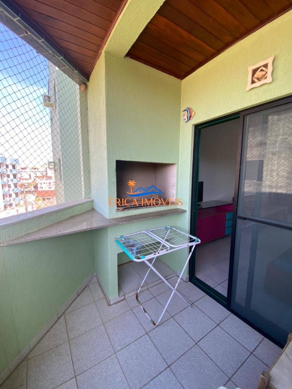 Apartamento à venda com 2 quartos, 75m² - Foto 1